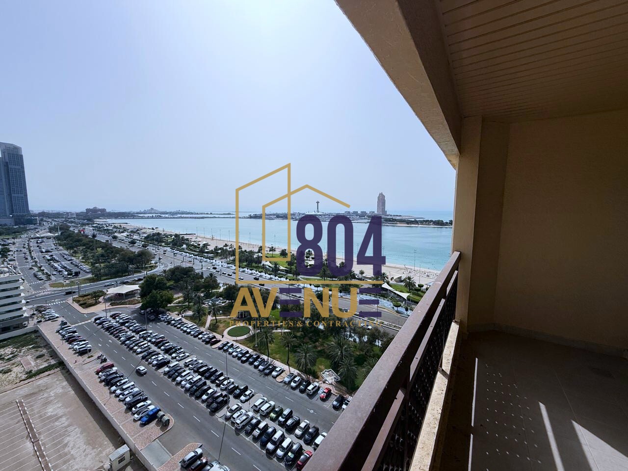 Vacant 4BR + Maid Room | Full Sea View | Fully Renovated Apartment